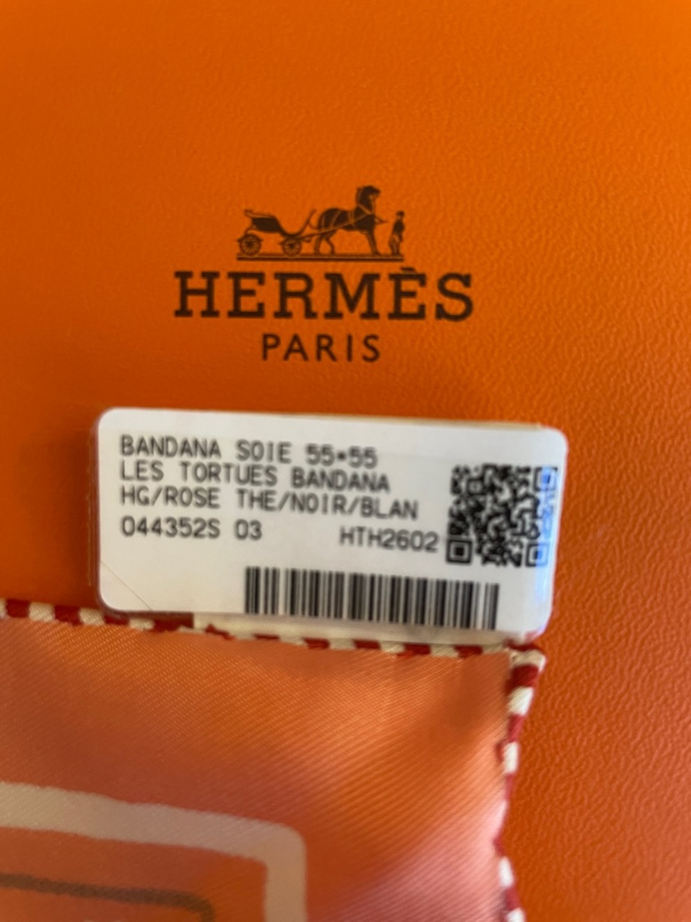 Hermès Silk Scarf | Les Tortues Bandana 55 cm | Color Rose Thé | NEW - Picture 5 of 5
